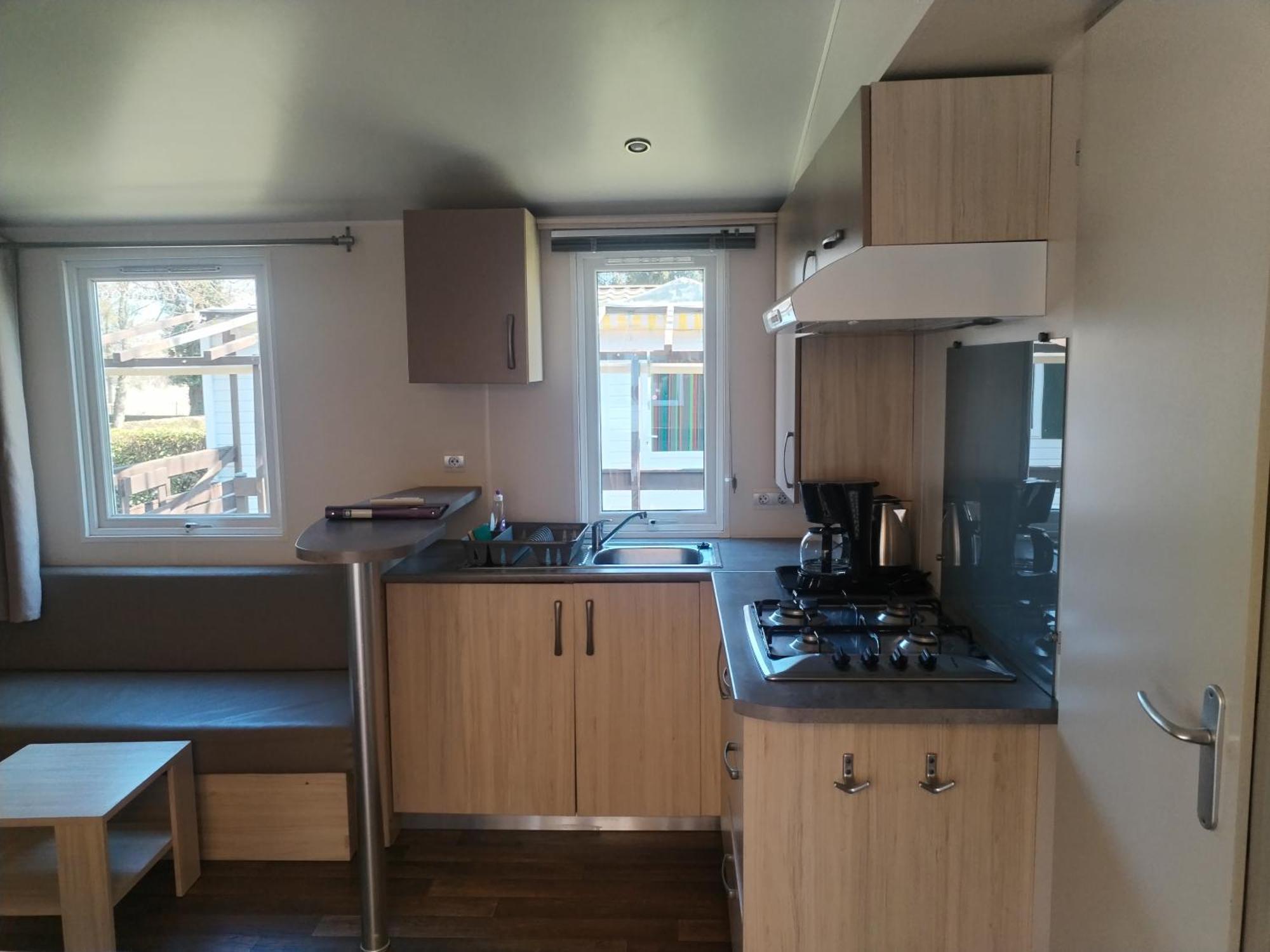 Mobil-Home 6 Personnes Avec Tv Et Clim N' B025 Boofzheim الغرفة الصورة